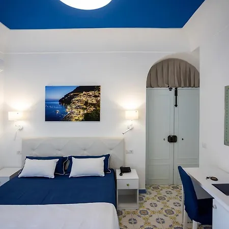 Costa D'amalfi Nocleg ze śniadaniem 4*