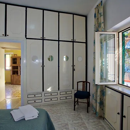 Costa D'amalfi אמאלפי