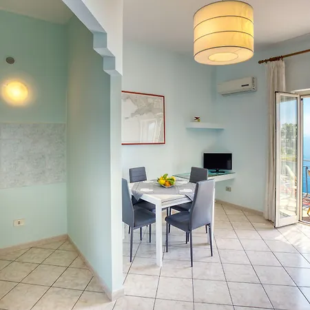 Costa D'amalfi לינה וארוחת בוקר